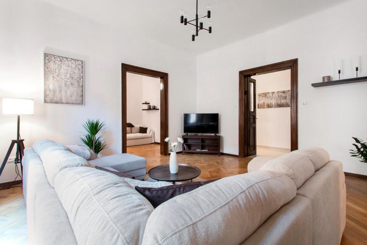 Apartment Celetna 23 *