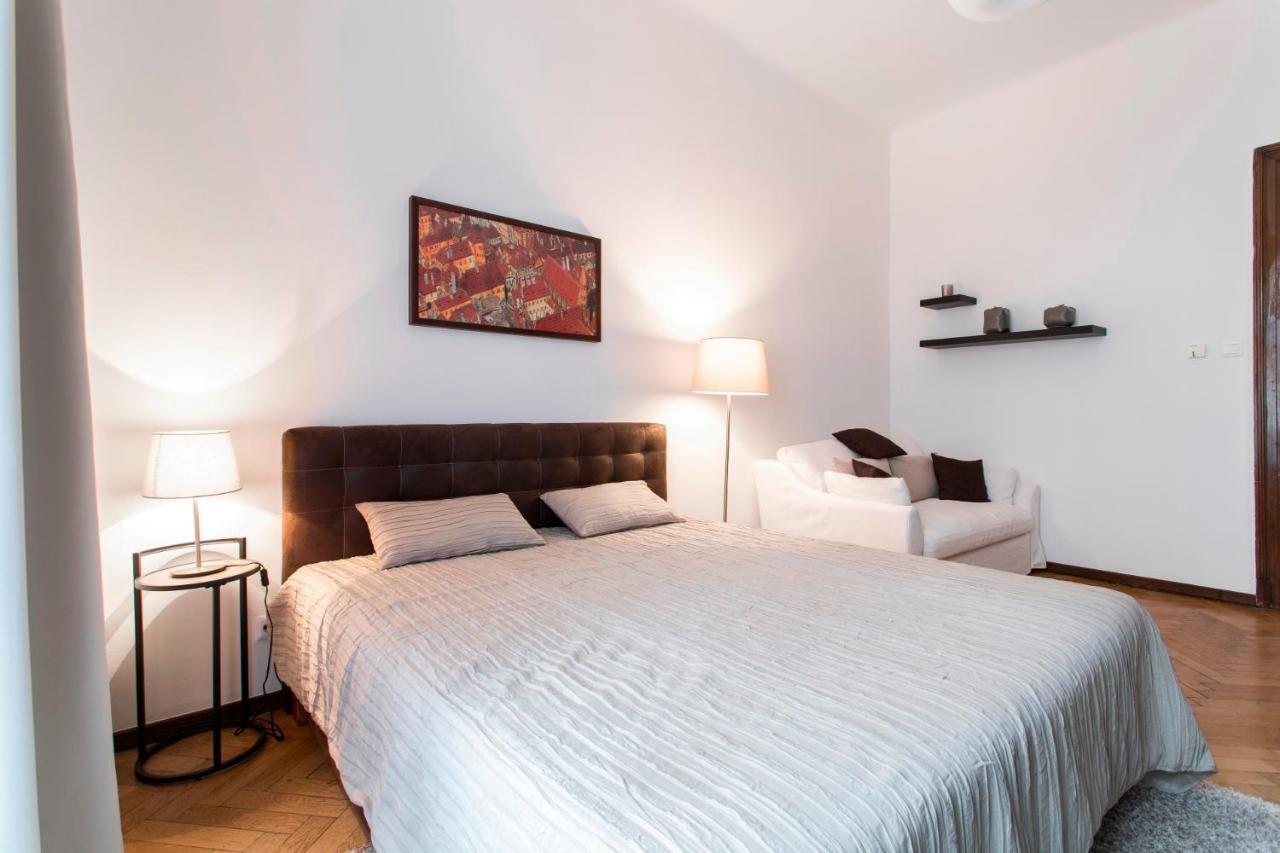 Apartment Celetna 23 Prag