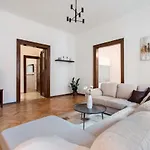 Celetna 23 Apartment